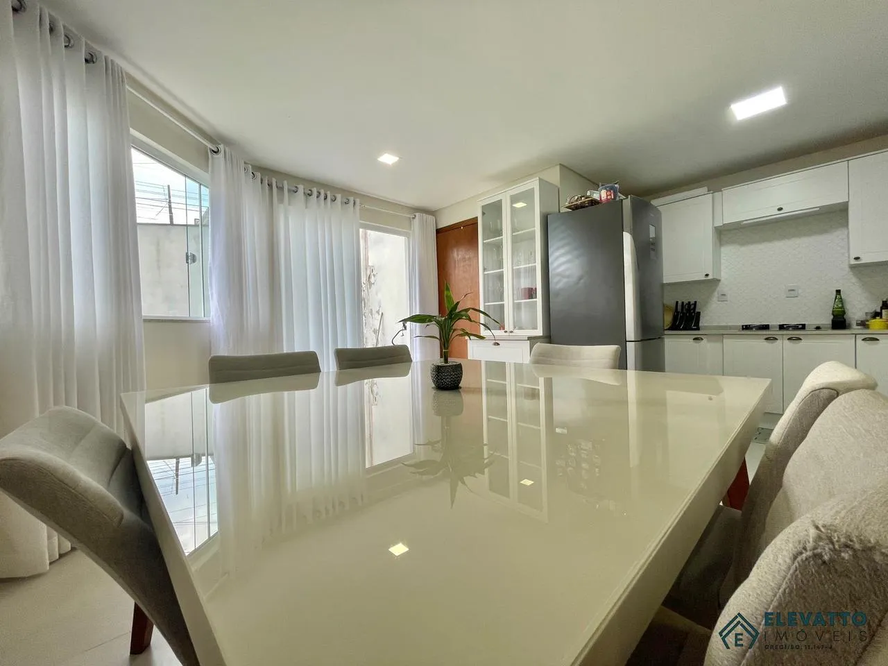Casa para Venda em Blumenau, Velha Central, 3 dormitórios, 1 suíte, 3 banheiros, 2 vagas — foto 4