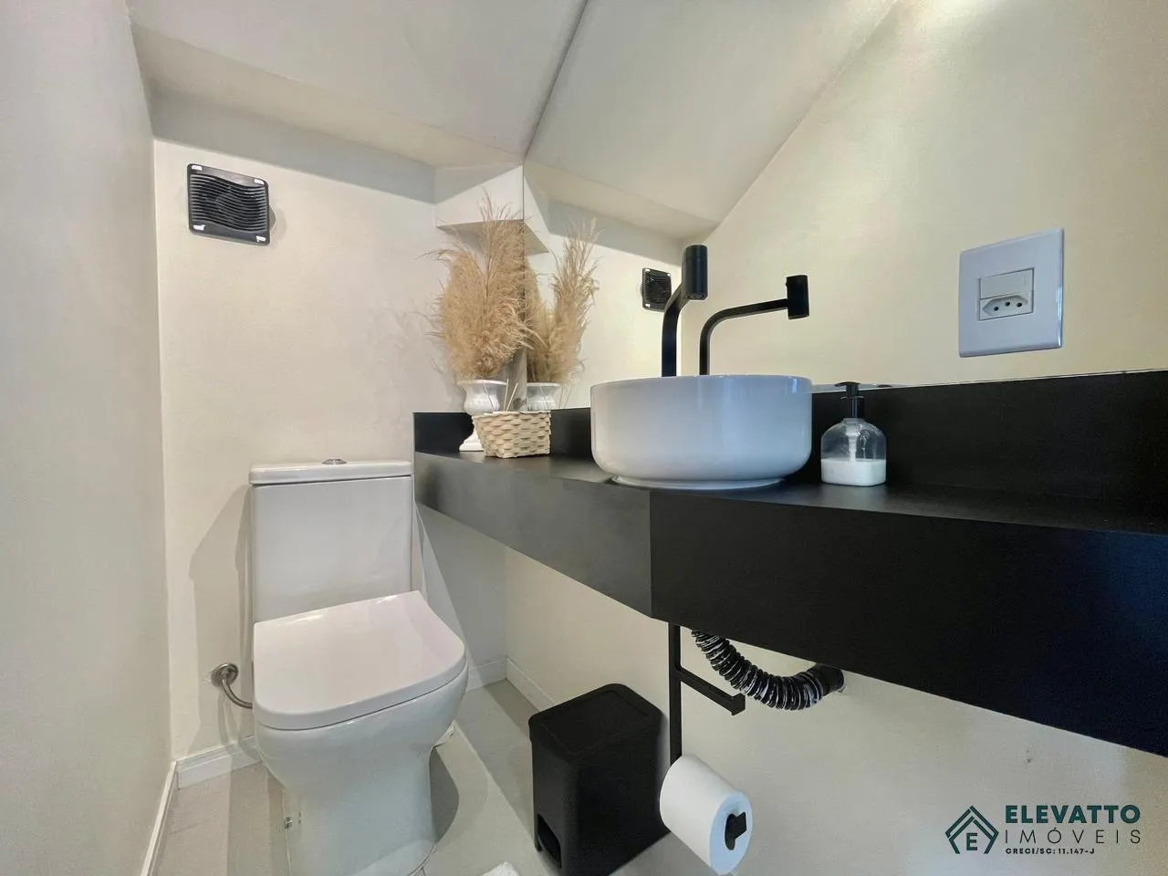 Casa para Venda em Blumenau, Velha Central, 3 dormitórios, 1 suíte, 3 banheiros, 2 vagas — foto 6