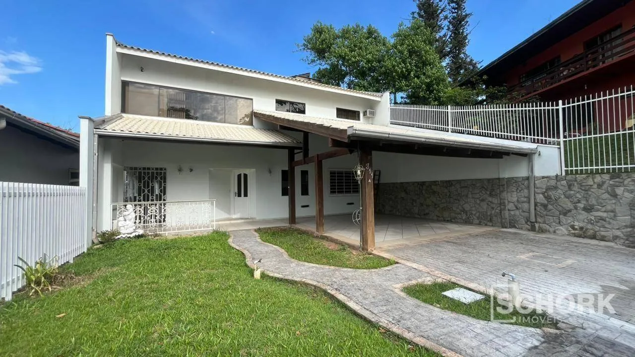 Casa com 5 dormitórios para alugar, 422 m por R$ 7.851,09/mês - Ponta Aguda - Blumenau/SC - foto 1