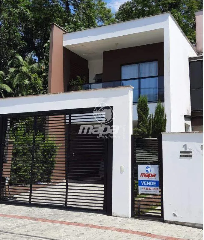 Uma casa que entrega conforto, integração e localização nobre, pensada para quem valoriza espaço e qualidade de vida. - foto 1