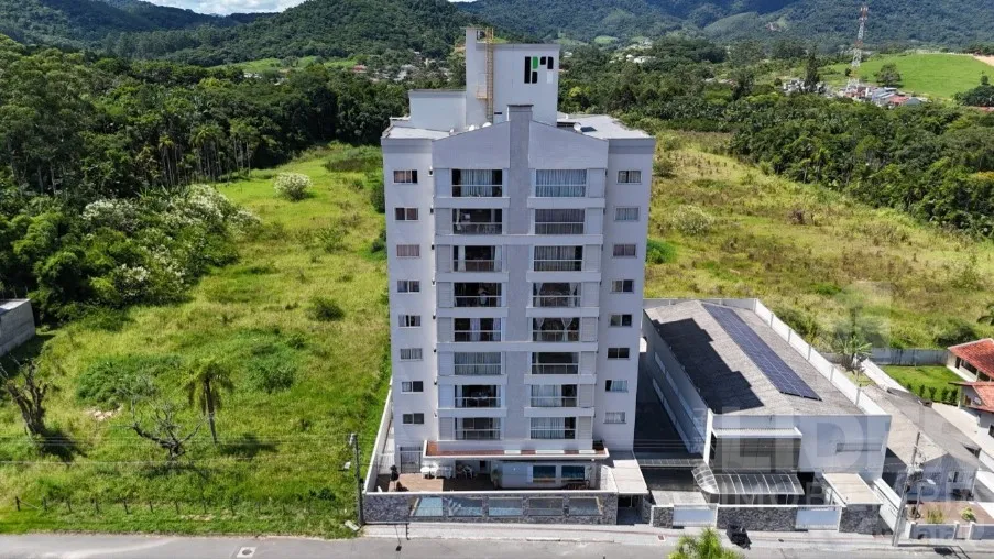 Apartamento novo com 03 Suítes no Bairro Estados - foto 1