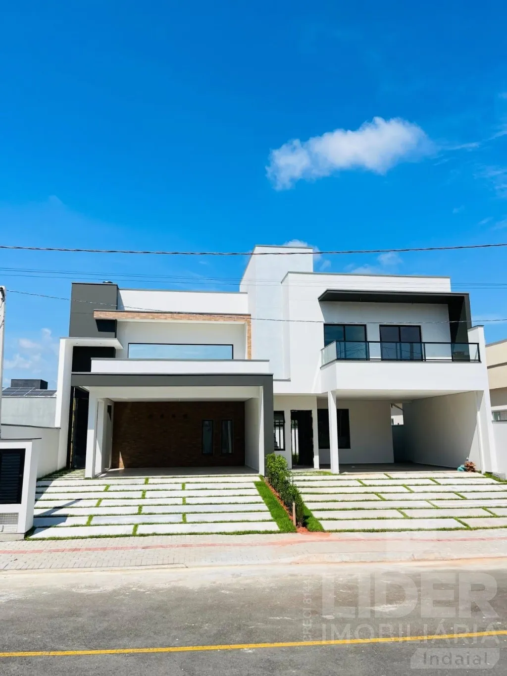 Casa com 140m de área construída no bairro Benedito - foto 1