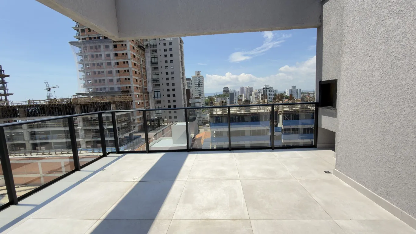 Apartamento DUPLEX pronto com 4 suítes a 150 metros do mar em Balneário Piçarras — foto 2