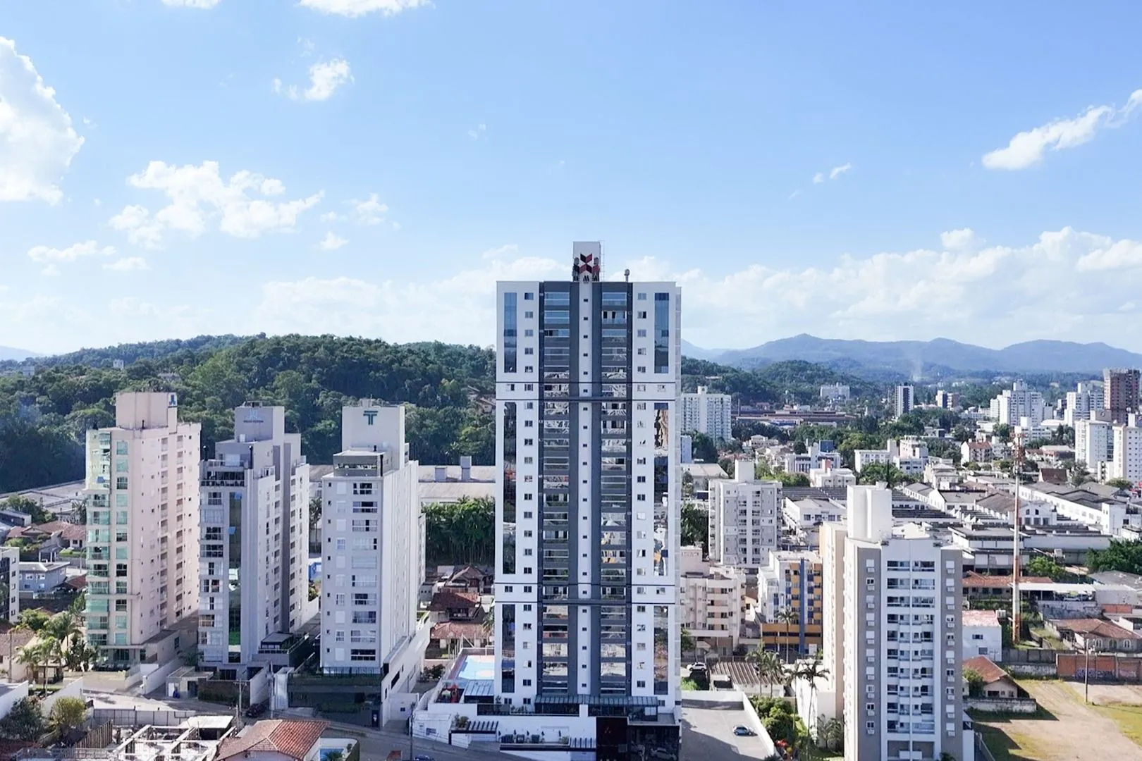 Apartamento com 3 dormitórios à venda, 83 m por R$ 890.000,00 - Itoupava Seca - Blumenau/SC - foto 1