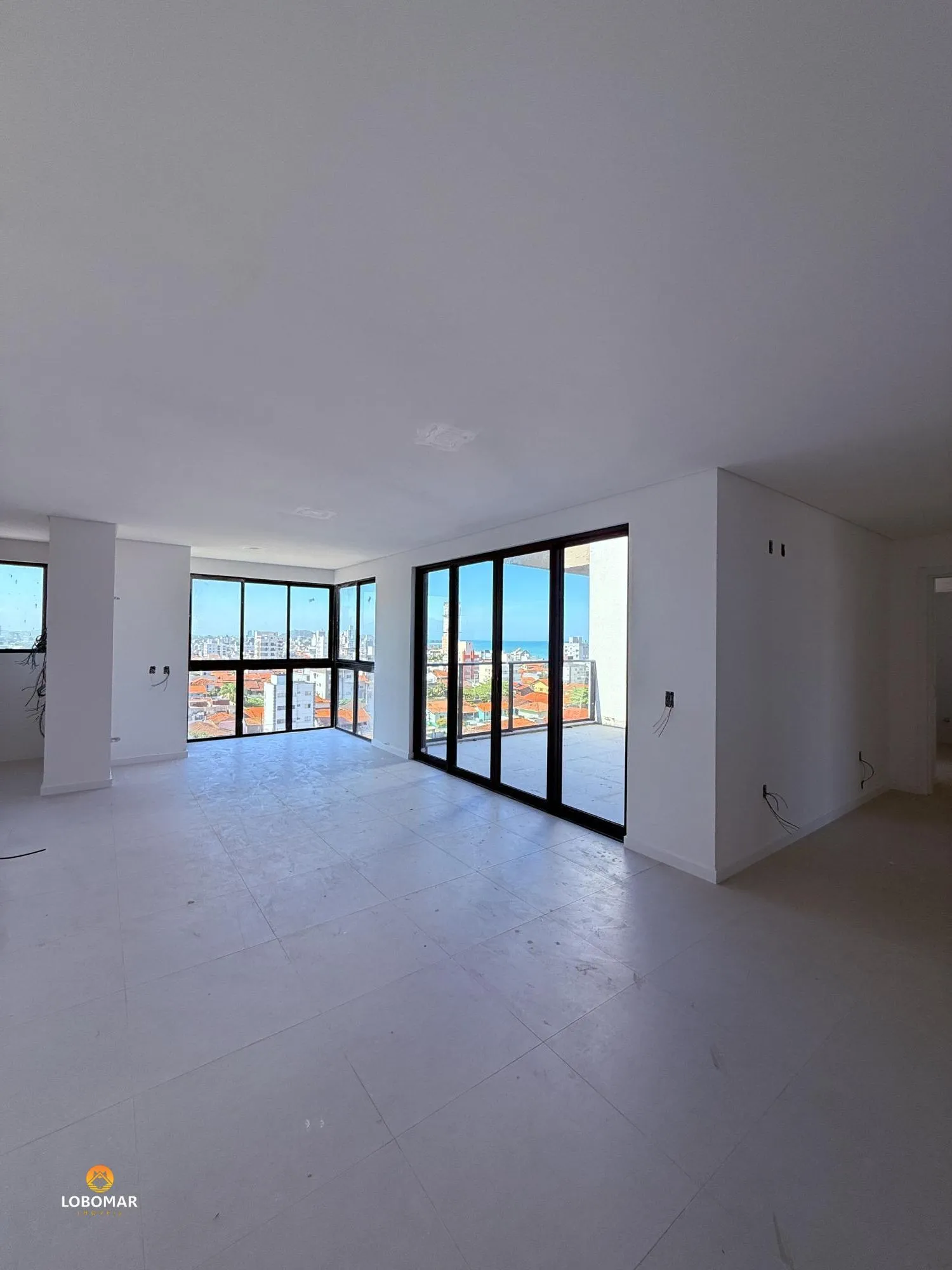 Cobertura com 3 suítes, à apenas 240m do mar - Itacolomi - Balneário Piçarras/SC — foto 2