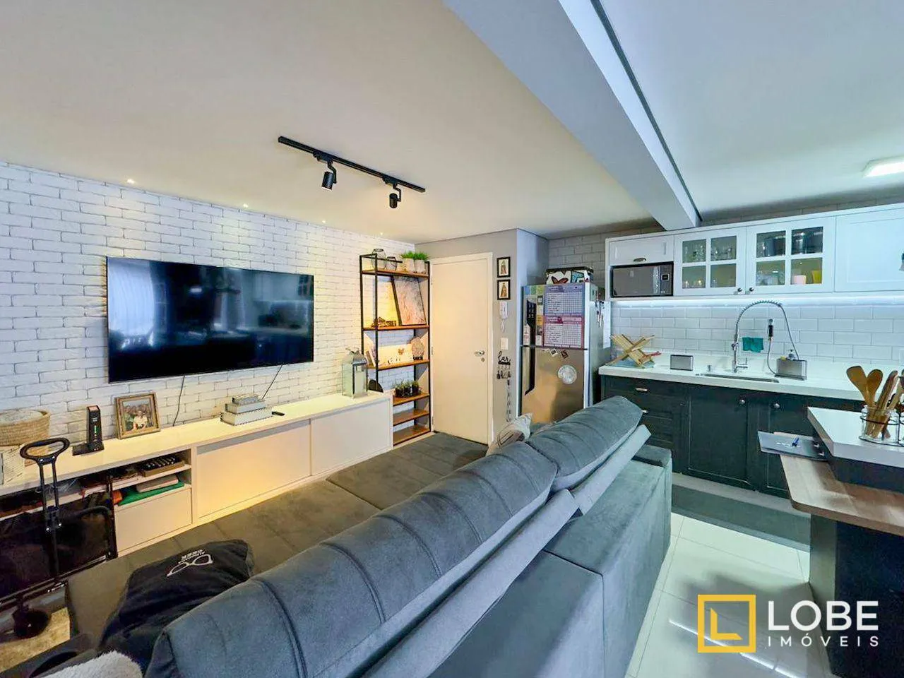 Excelente apartamento mobiliado com 3 dormitórios no bairro Escola Agrícola! — foto 2