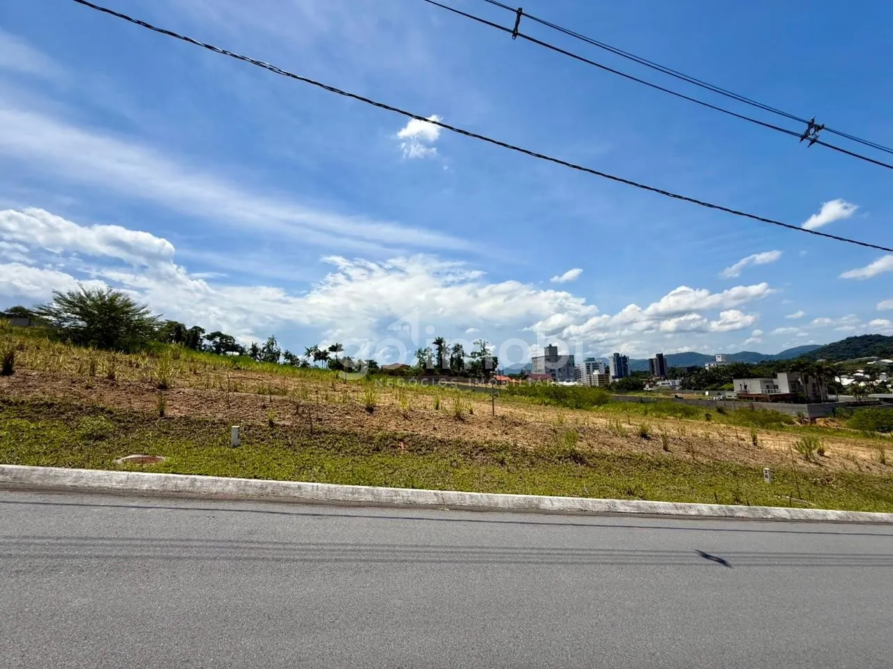 Terreno com excelente topografia. — foto 2