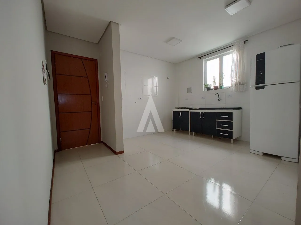 Apartamento com 1 suíte e mais 1 quarto, à venda no bairro Costa e Silva em Joinville-SC, de R$ 375.000,00 por R$ 359.000,00. — foto 3