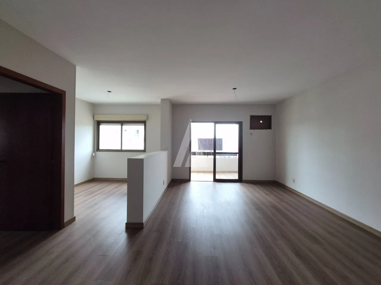 Apartamento com 1 suíte e 2 quartos à venda no bairro América em Joinville-SC por R$780.000,00 para R$625.000,00 — foto 2