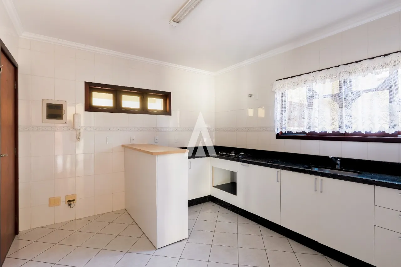 Casa com 2 suítes e 2 quartos à venda no bairro Saguaçu em Joinville-SC por R$1.590.000,00. — foto 7
