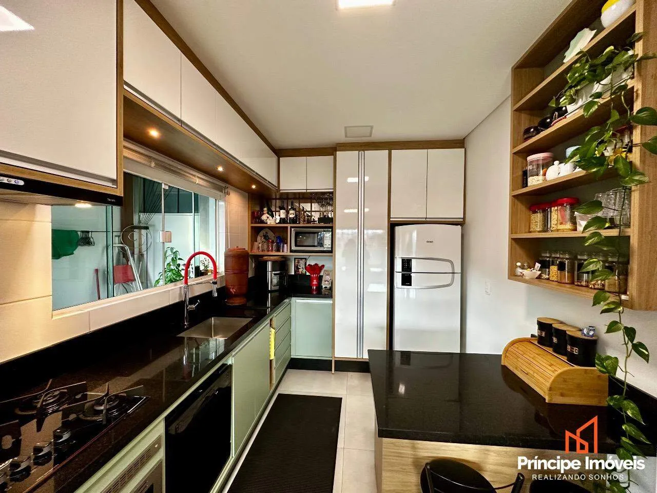 Casa em Condomínio com 3 quartos no Saguaçu em Joinville — foto 3