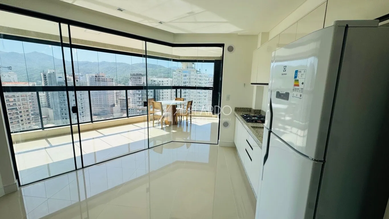 APARTAMENTO COM 3 SUITES, MOBILIADO - MEIA PRAIA - foto 1