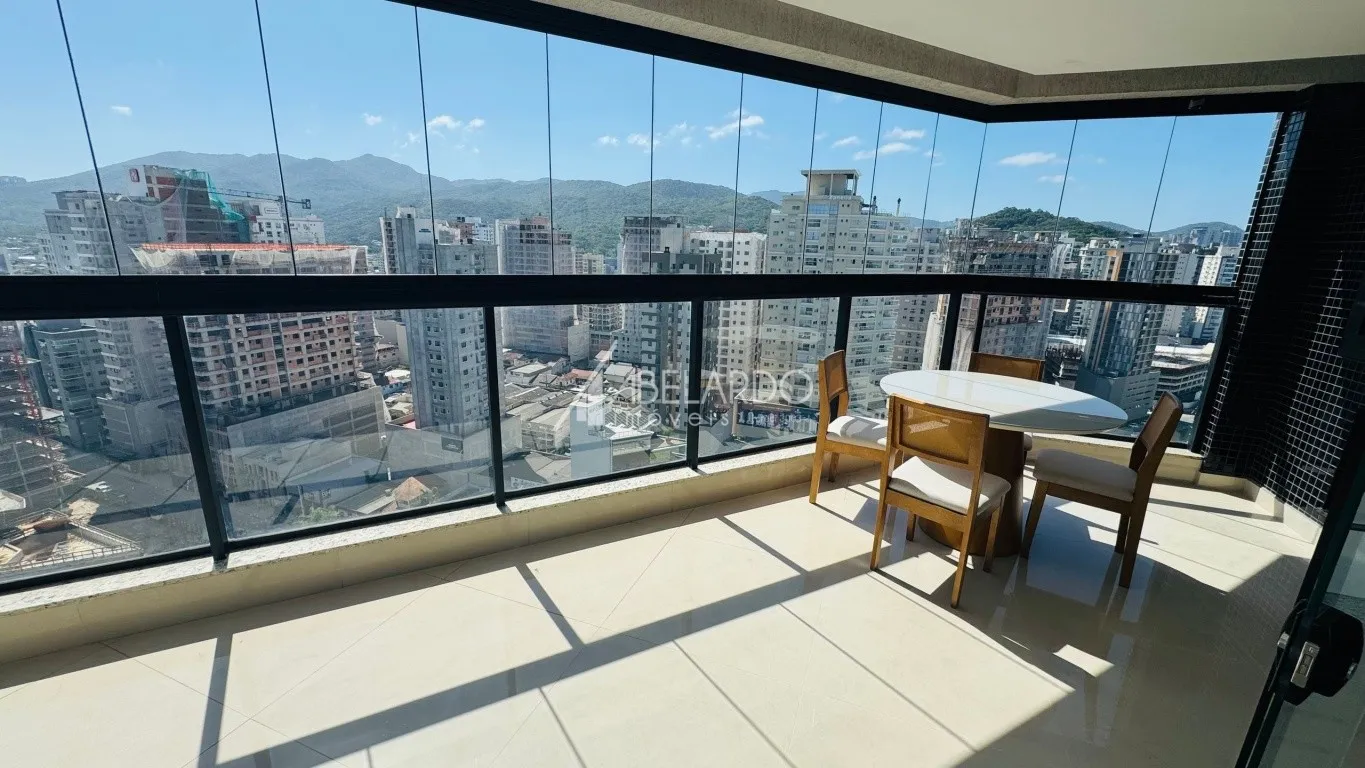 APARTAMENTO COM 3 SUITES, MOBILIADO - MEIA PRAIA — foto 2