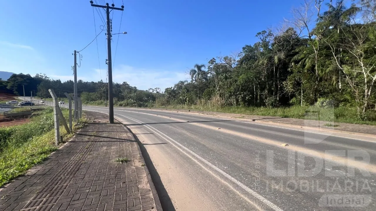 TERRENO INDUSTRIAL COM 2.700m - ESTRADINHA — foto 2