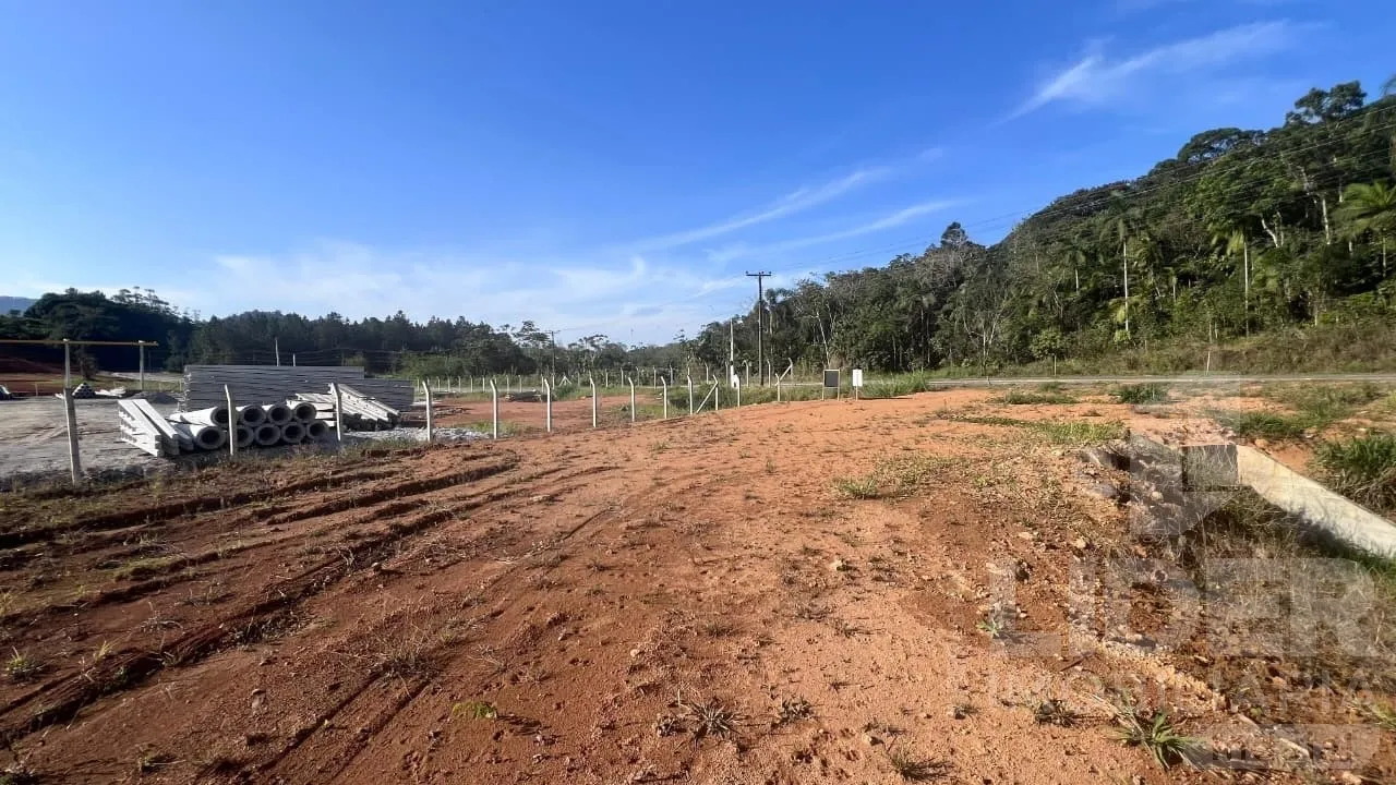 TERRENO INDUSTRIAL COM 2.700m - ESTRADINHA — foto 5
