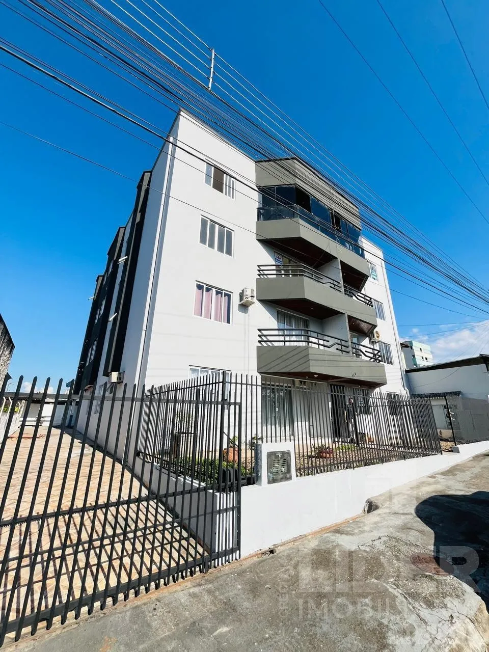 Apartamento com 72m privativos com 2 dormitórios no bairro das Nações — foto 2