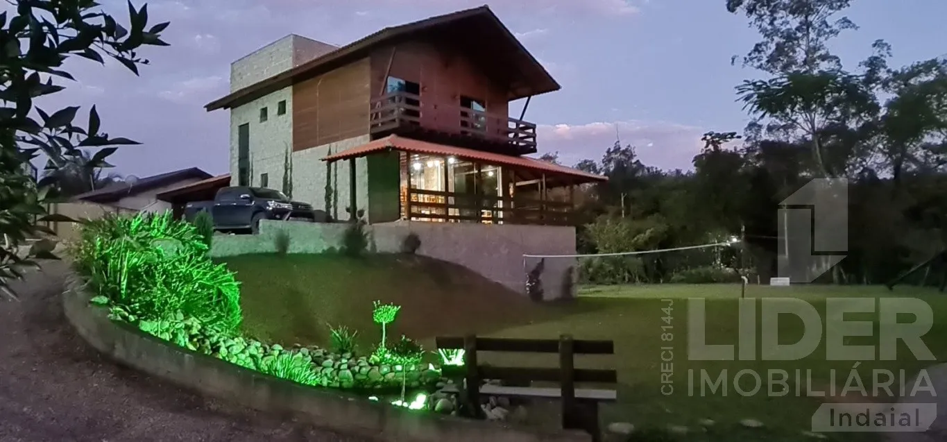 Sitio com 300m de área construída em um terreno de 3.133,82m - foto 1