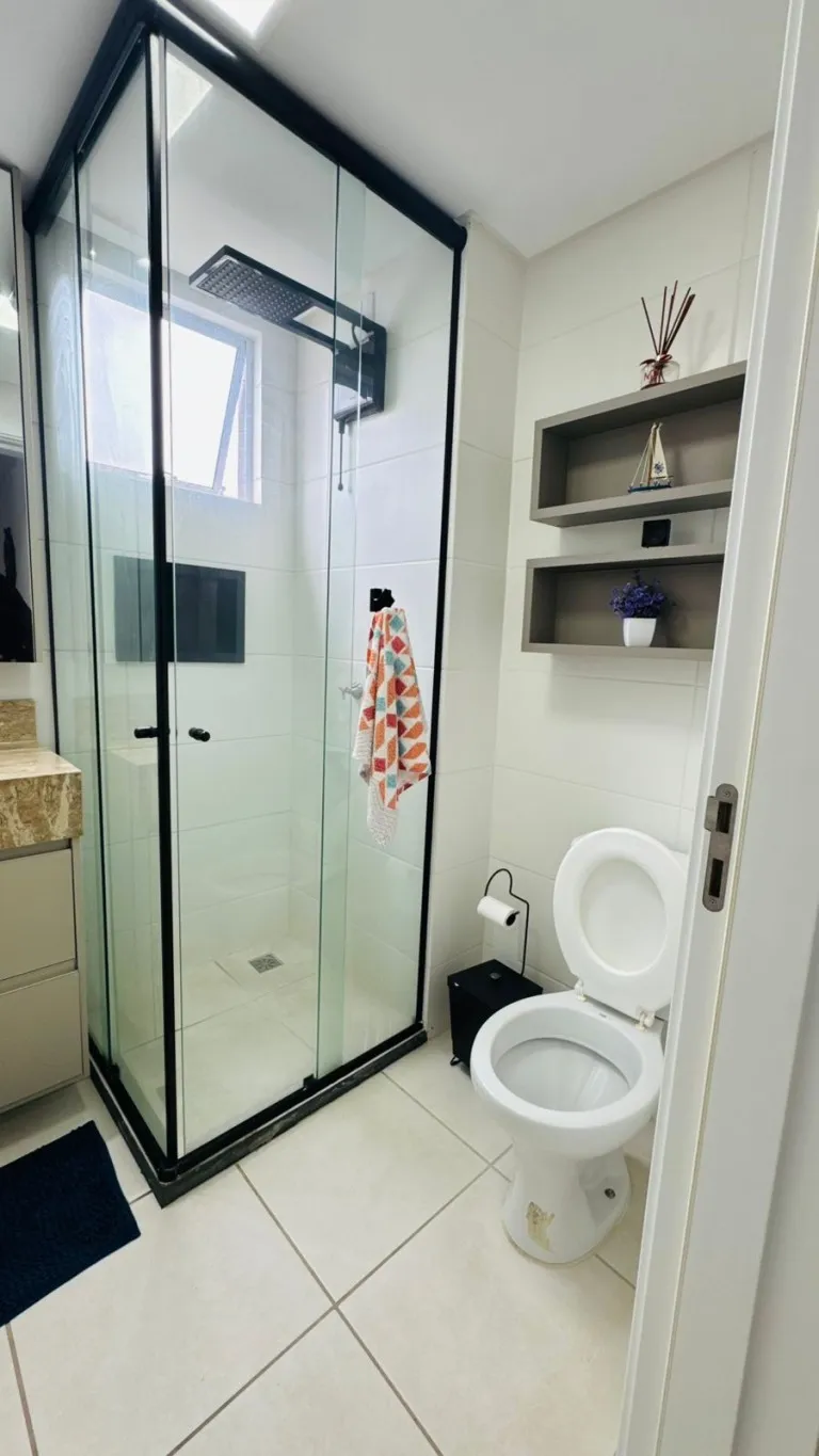 Apartamento mobiliado com 2 quartos - Centro de Balneário Piçarras — foto 4