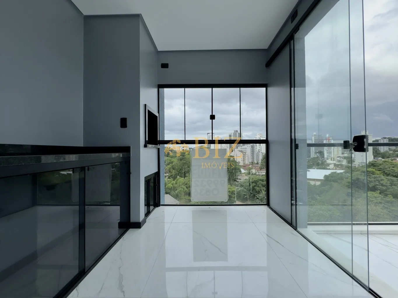 Excelente cobertura plana com aproximadamente 143m privativos, com 3 suítes, no bairro da Velha! — foto 4