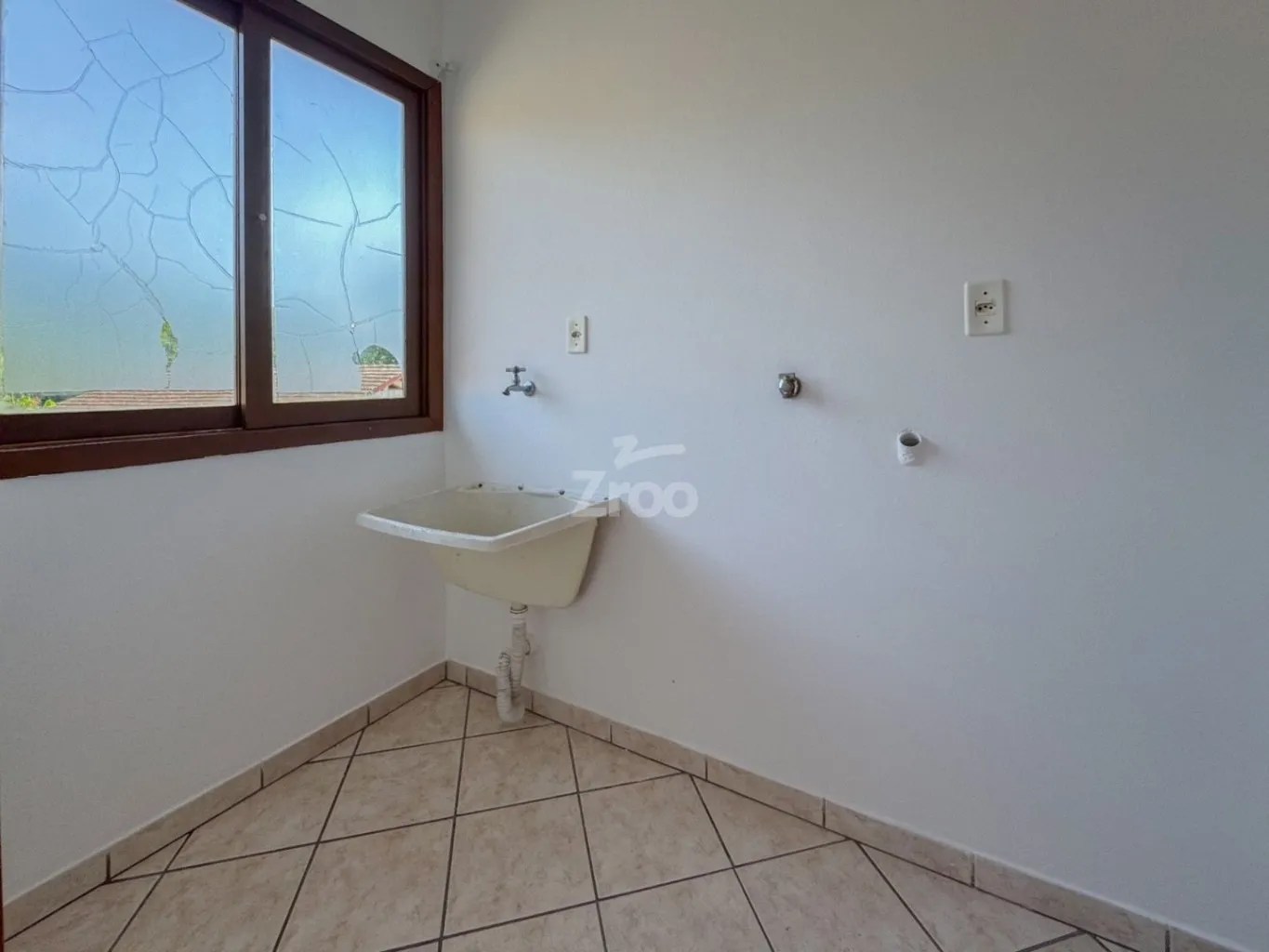 Apartamento com 2 Dormitórios, Sacada com Churrasqueira e 1 Vaga - Velha Central, Blumenau — foto 2