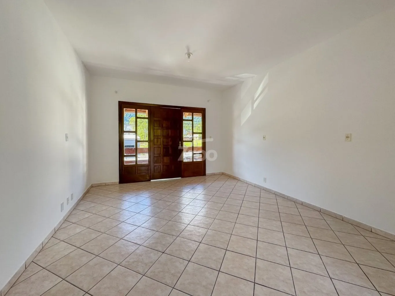 Apartamento com 2 Dormitórios, Sacada com Churrasqueira e 1 Vaga - Velha Central, Blumenau — foto 3