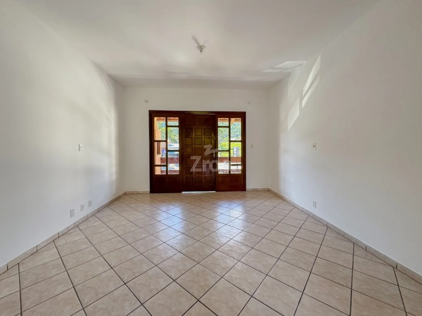 Apartamento com 2 Dormitórios, Sacada com Churrasqueira e 1 Vaga - Velha Central, Blumenau — foto 5