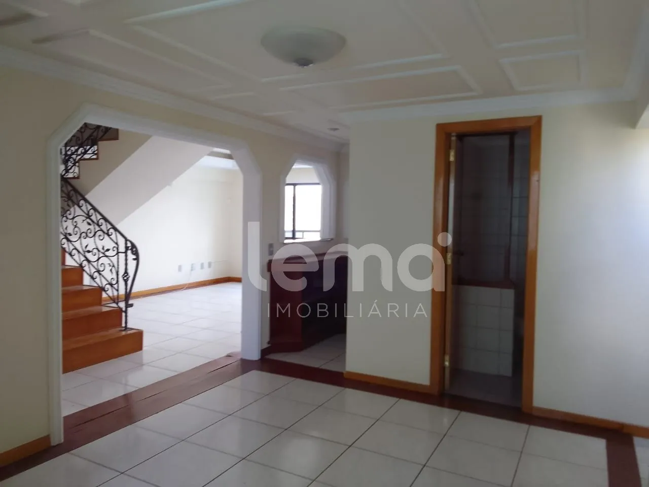 Cobertura semimobiliado com 3 suítes, no bairro Vila Nova, em Blumenau. — foto 7