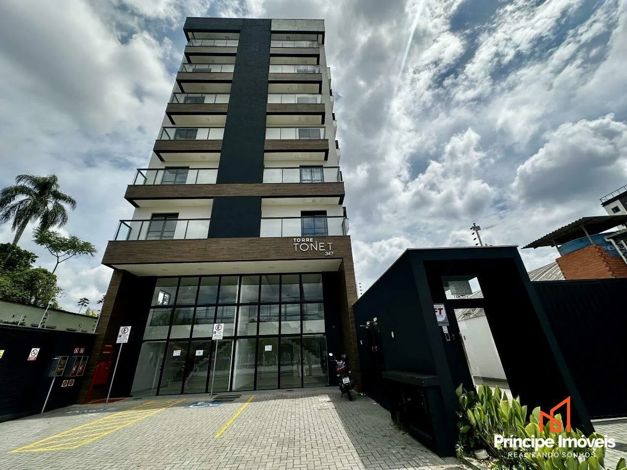 Apartamento com 2 quartos no Anita Garibaldi em Joinville - foto 1