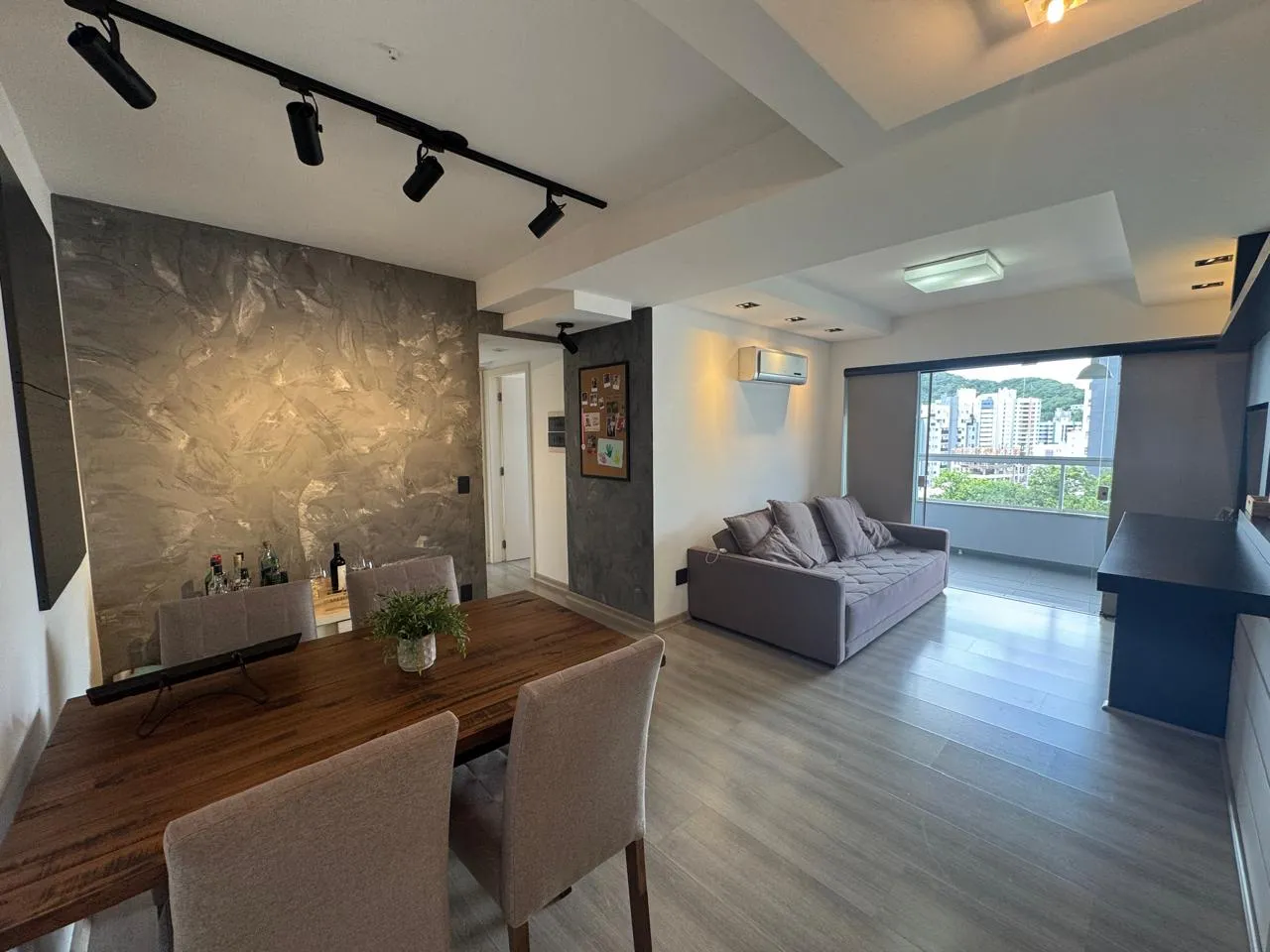 Apartamento no Victor Konder 2 dormitórios - foto 1