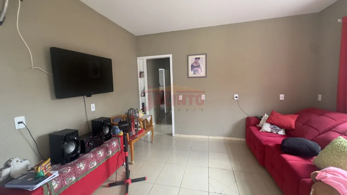 Excelente oportunidade na Itoupavazinha, casa com piscina e quitinete localizada em rua sem saída, oferecendo mais tranquilidade e segurança. — foto 6