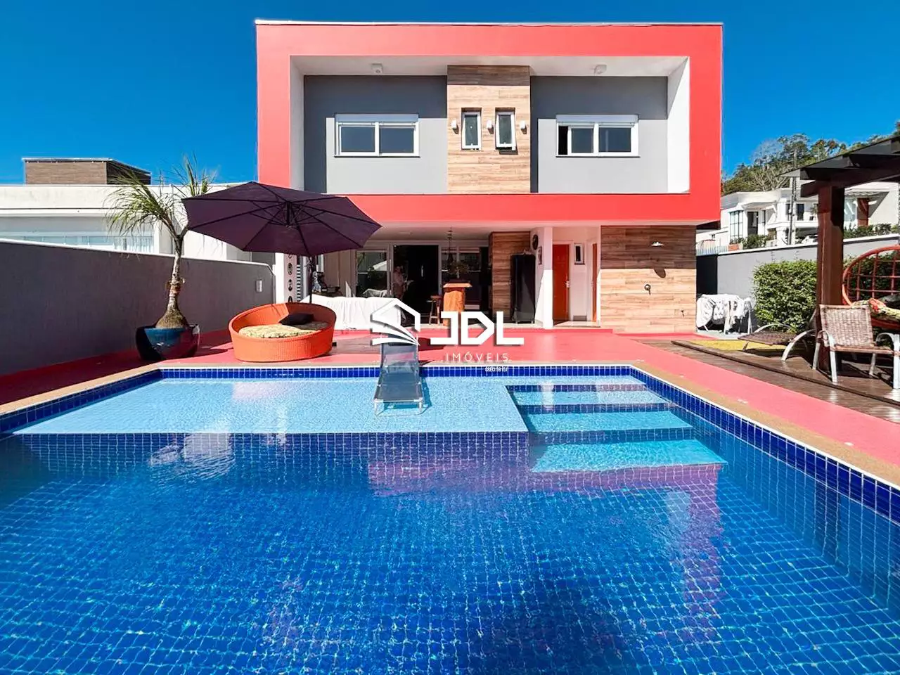 Casa · à venda · 3 quartos · 240m² · Itoupava Central, Blumenau