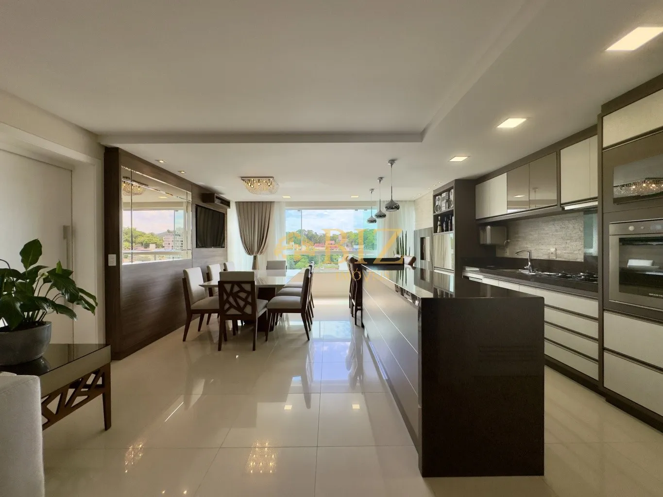 Maravilhoso apartamento PORTEIRA FECHADA (totalmente mobiliado e equipado), com 3 suítes (2 demi), 115m privativos, próximo a Vila Germânica, em condomínio com infra completa de lazer! — foto 4