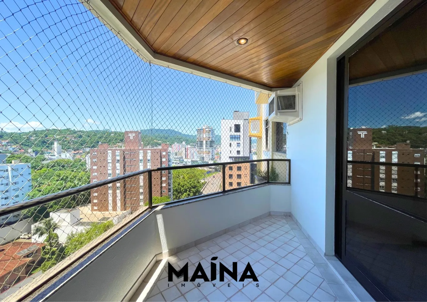 Lindo e Amplo Apartamento com 3 Quartos no Victor Konder - foto 1