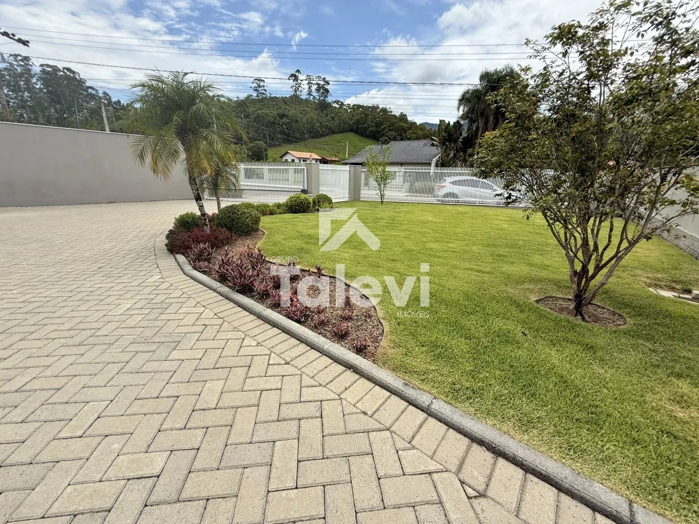 Encante-se com esta casa em Pomerode-SC: residência mobiliada com piscina aquecida no bairro Testo Central Alto — foto 4