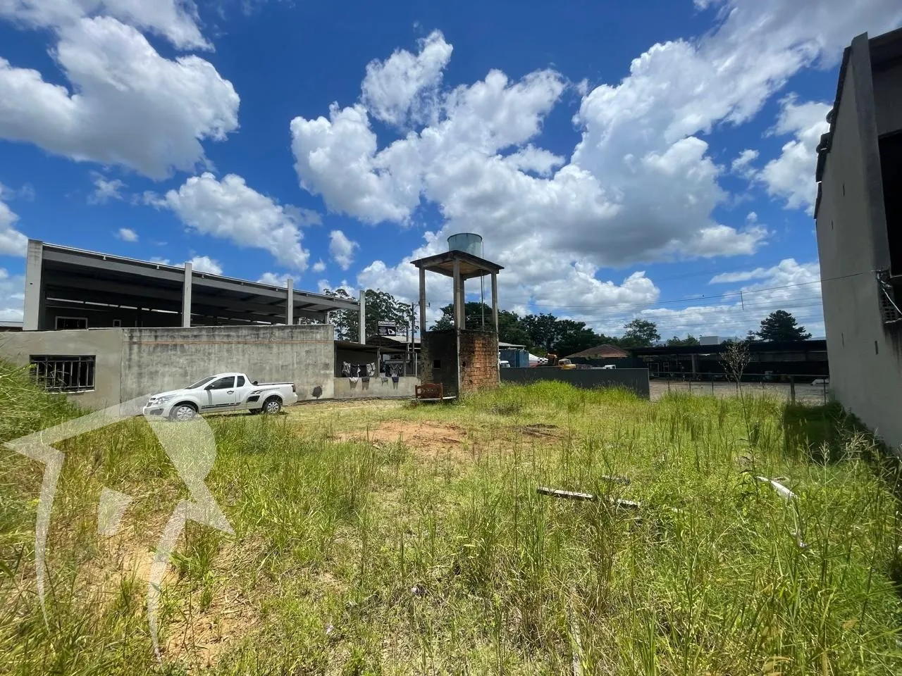 Terreno com 18x20 364,77m2 plano pronto pra construir em ótima localização no bairro Benedito — foto 2