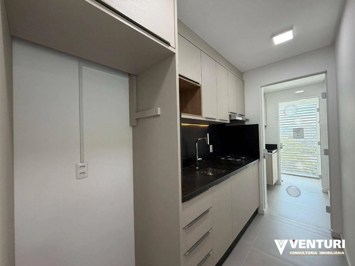Apartamento com 3 dormitórios, sendo 1 suíte para alugar, 79 m por R$ 3.900/mês - Velha - Blumenau/SC — foto 3