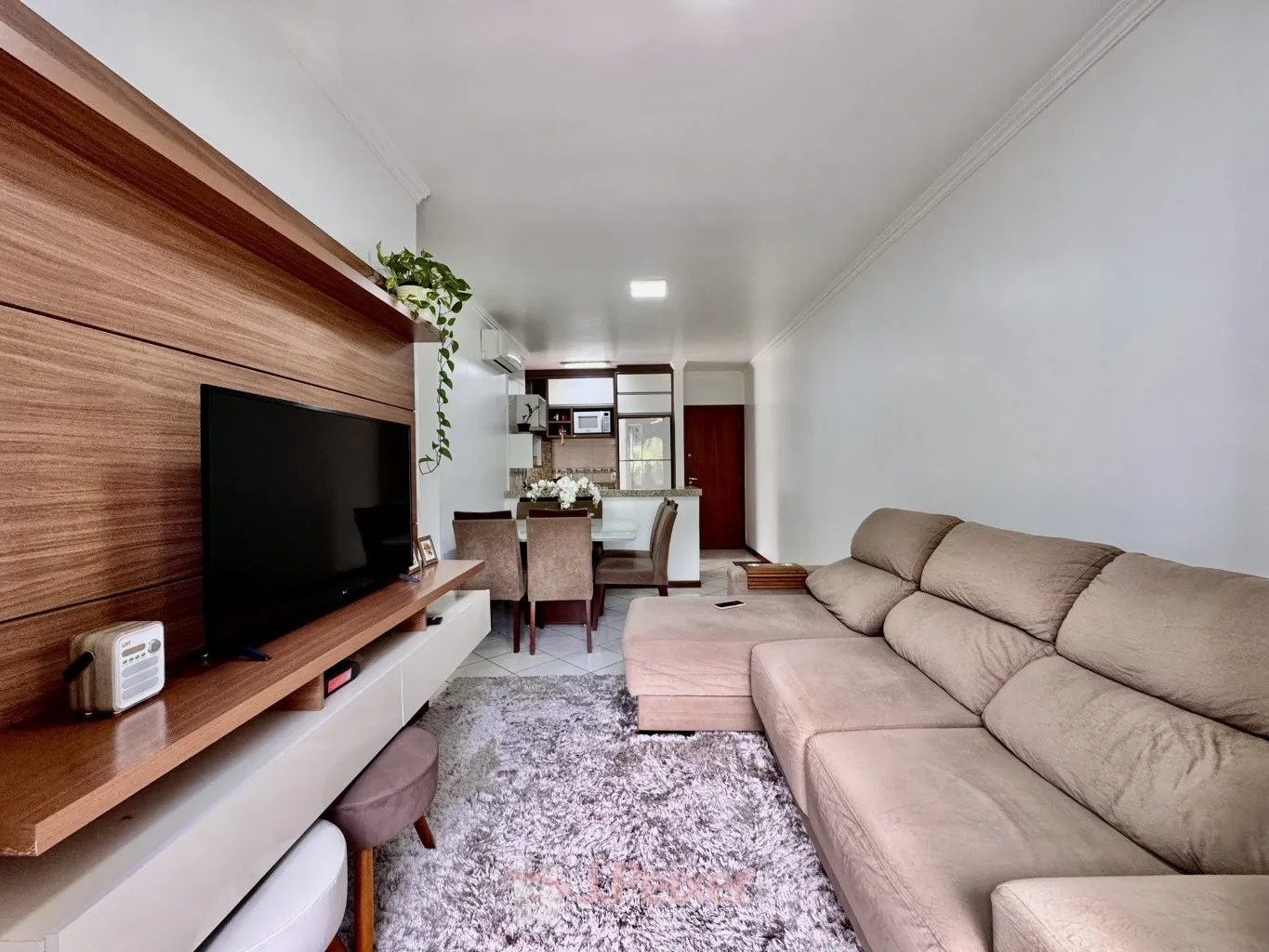 Apartamento 78,66 m com 3 dormitórios e sacada com churrasqueira - Bairro Água Verde - Blumenau - SC - foto 1