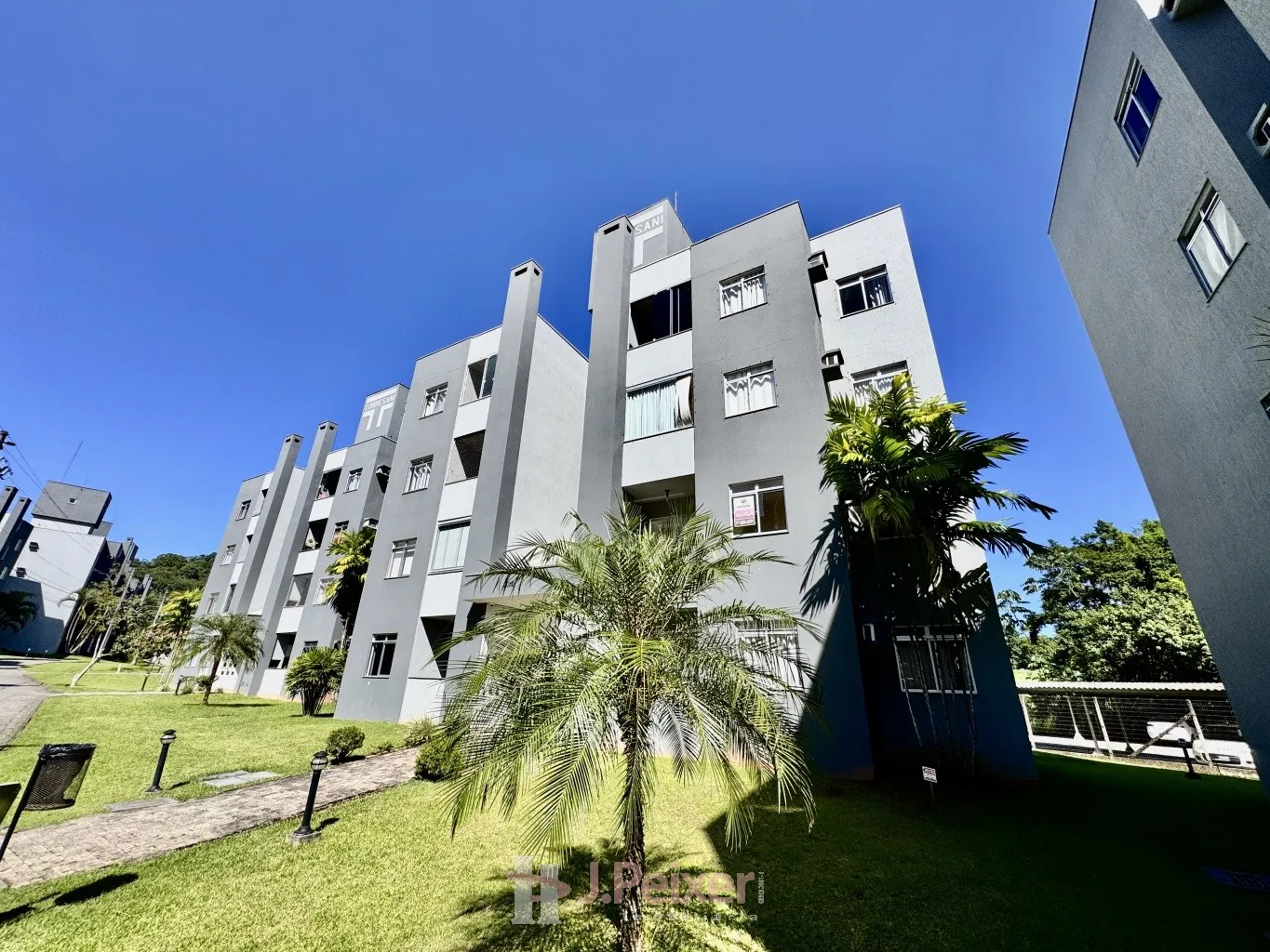 Apartamento 78,66 m com 3 dormitórios e sacada com churrasqueira - Bairro Água Verde - Blumenau - SC — foto 5