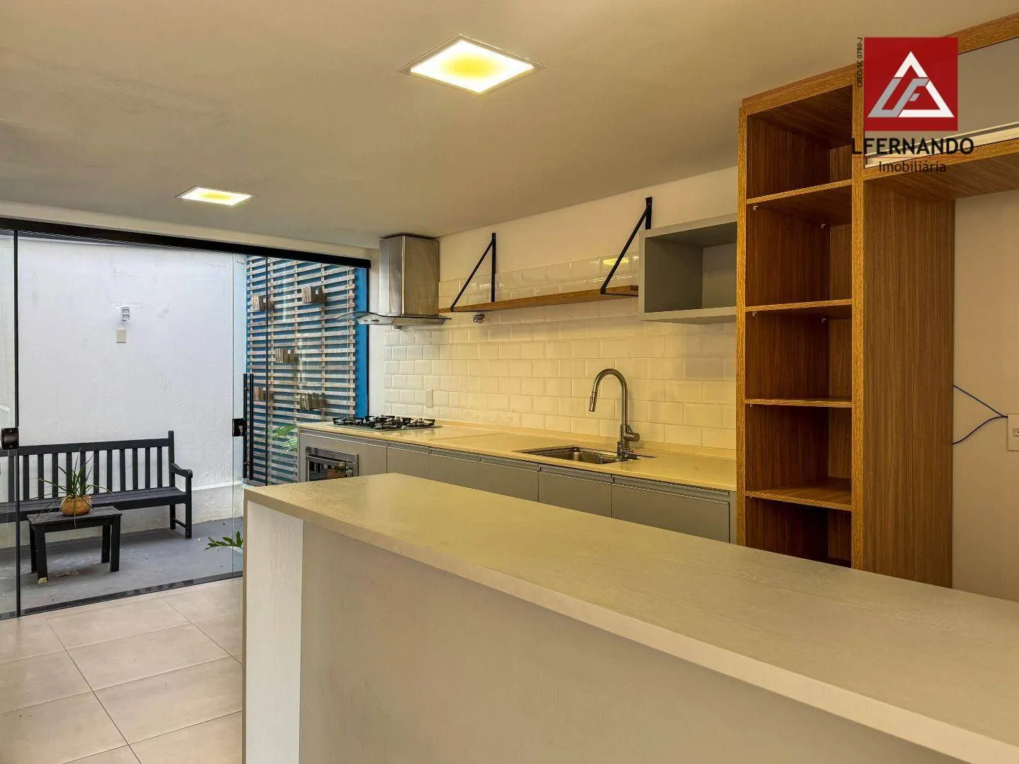 Sobrado com 3 dormitórios, sendo 1 suíte à venda, 125 m por R$ 749.000 - Água Verde - Blumenau/SC — foto 6