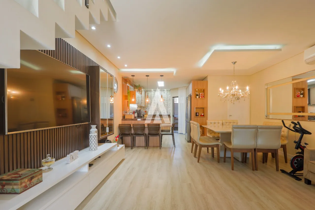 Sobrado/Geminado com 1 suíte e 2 quartos à venda com 128,72m no bairro Jardim Iririú em Joinville-SC por R$805.000,00. - foto 1