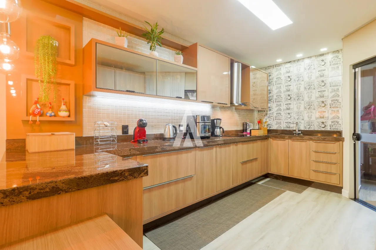 Sobrado/Geminado com 1 suíte e 2 quartos à venda com 128,72m no bairro Jardim Iririú em Joinville-SC por R$805.000,00. — foto 5