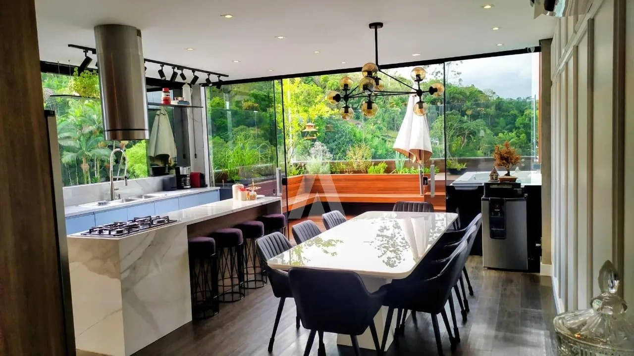 Cobertura com 1 suíte e 1 quarto à venda no bairro São Marcos em Joinville-SC por R$1.200.000,00. — foto 2