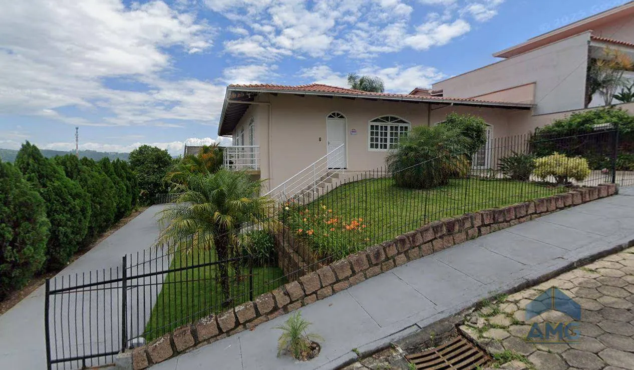 Casa com 4 dormitórios à venda por R$ 1.500.000,00 - Centro - Agrolândia/SC - foto 1