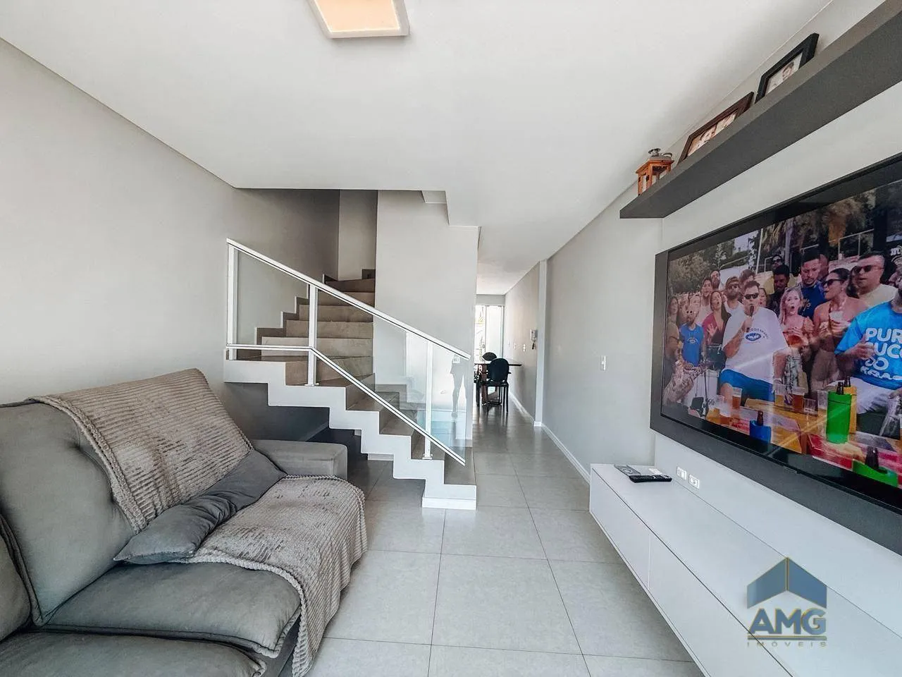 Sobrado com 2 dormitórios à venda, 69 m por R$ 450.000,00 - Salto Weissbach - Blumenau/SC - foto 1