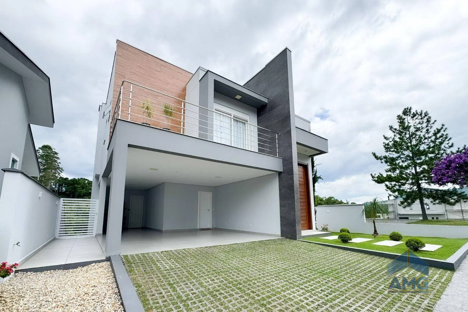 EXCLUSIVIDADE - Casa com 3 suítes à venda, 305 m por R$ 2.480.000 - Itoupava Central - Blumenau/SC — foto 3