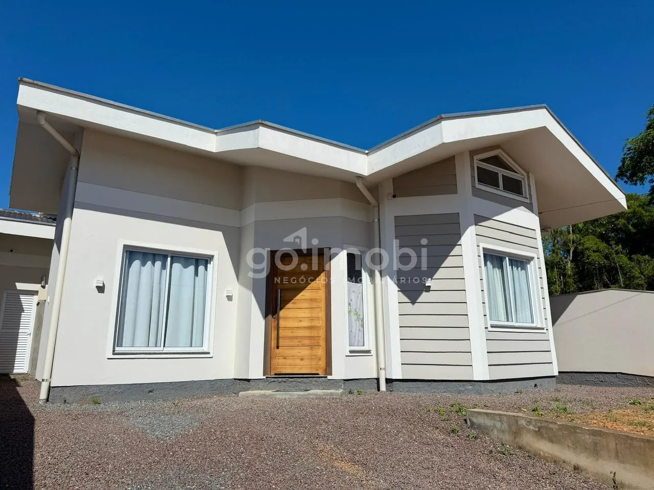 Casa Semi Mobiliada em Indaial no Bairro Benedito - foto 1