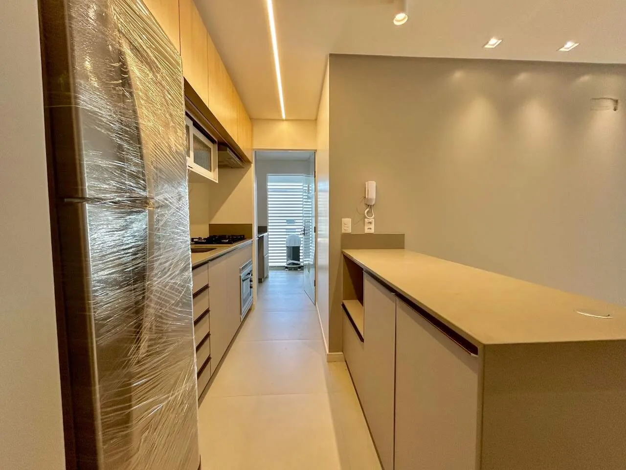 Apartamento Novo e Mobiliado com Infraestrutura Completa a Poucos Minutos da Vila Germânica — foto 3