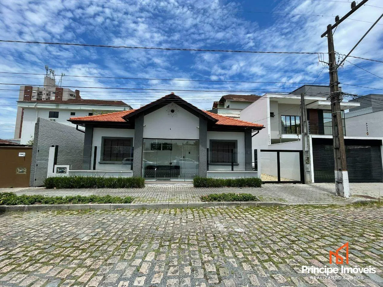 Casa com 4 quartos no América em Joinville — foto 3