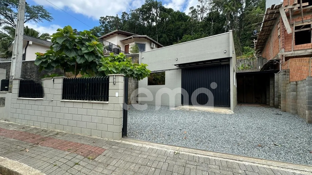 Galpão comercial para venda no bairro Badenfurt. - foto 1