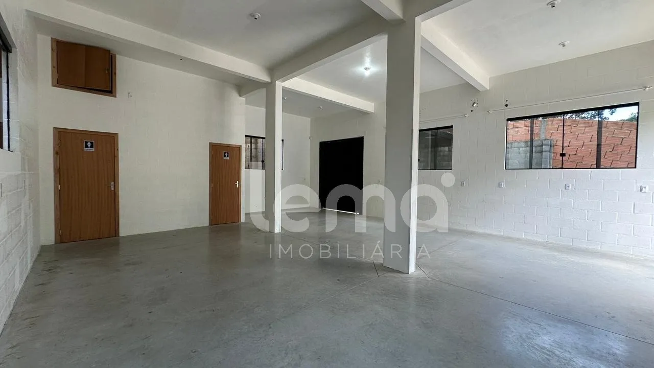 Galpão comercial para venda no bairro Badenfurt. — foto 6